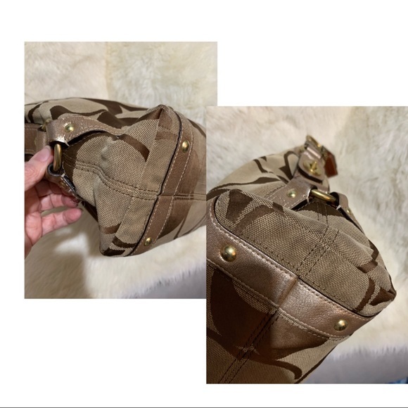 COACH SIGNATURE SHOULDER HOBO HANDBAG  #10620 - Picture 9 of 10